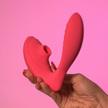 Carregar imagem no visualizador da galeria, Empower - Sugador e Vibrador com App