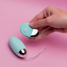 Carregar imagem no visualizador da galeria, Lilo Bullet com Controle Remoto
